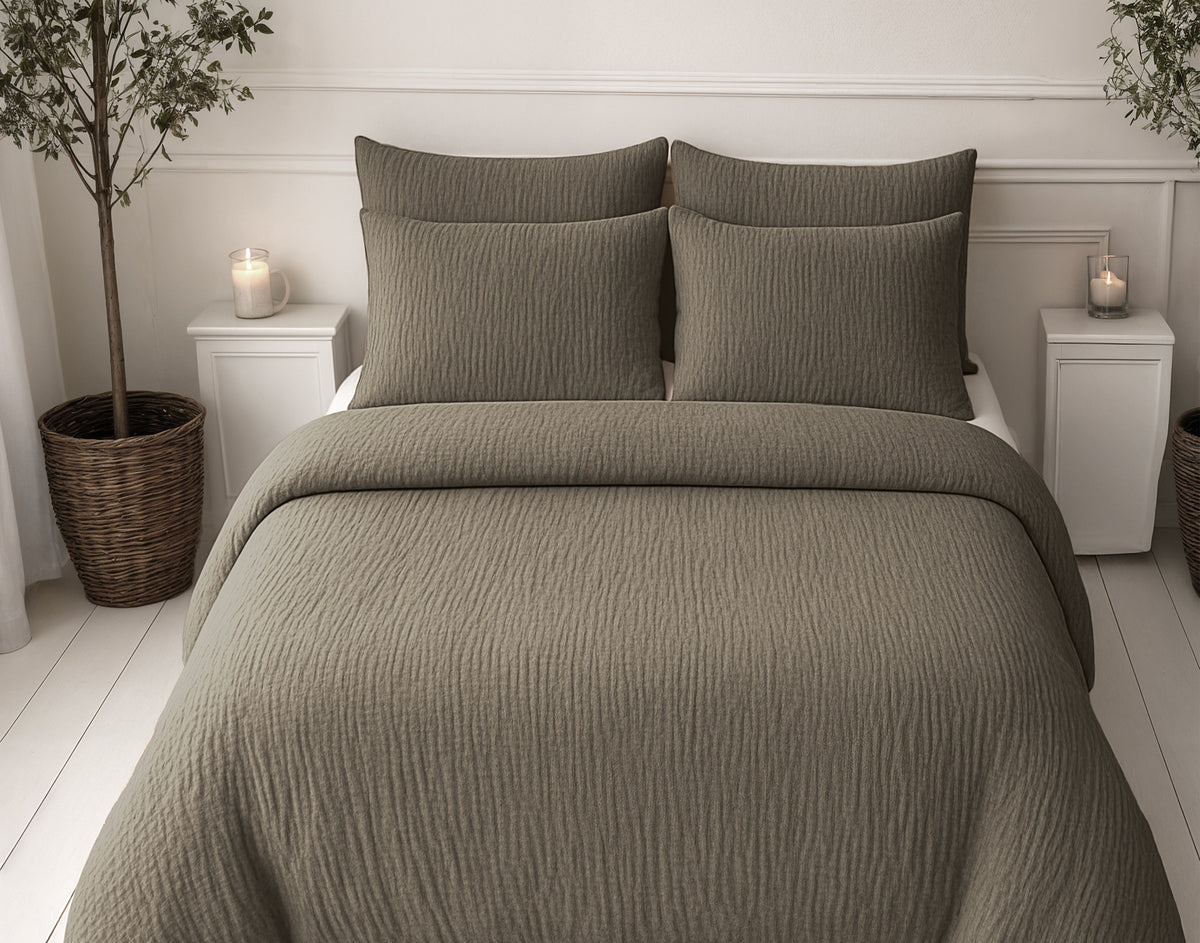 Lazy Dekbed Mousseline Taupe Met Kussenslopen