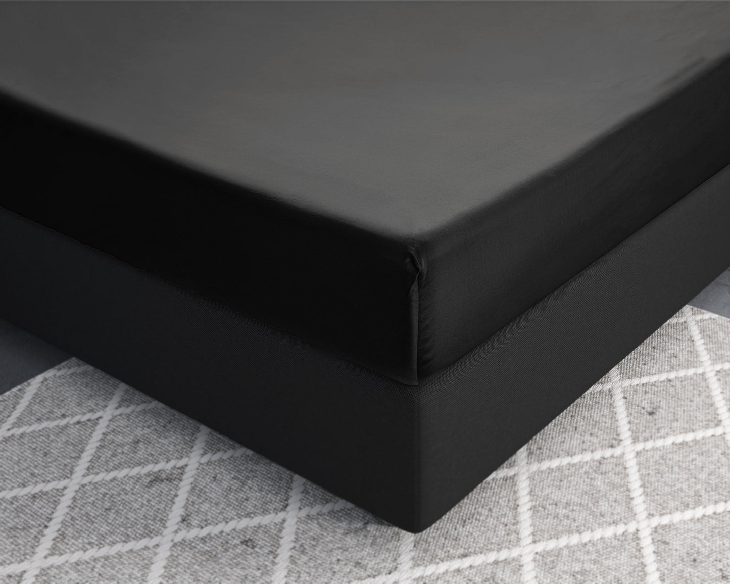 NordDream Satijnen Hoeslaken Zwart 1+1 GRATIS