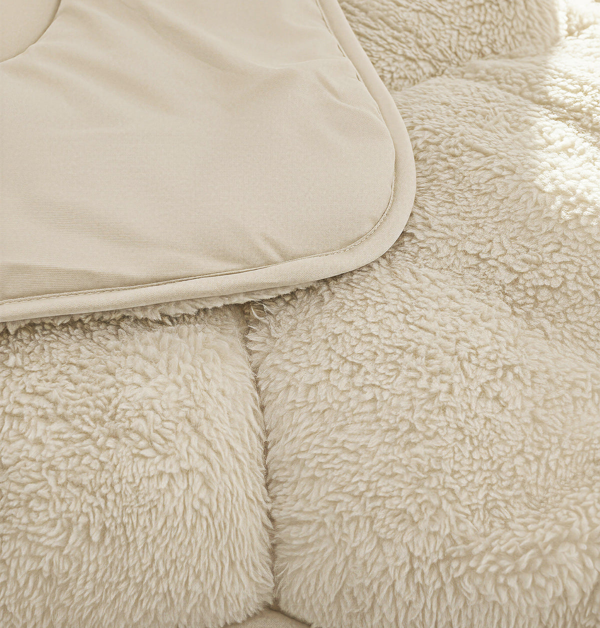 Lazy Dekbed Teddy Beige Met Kussenslopen