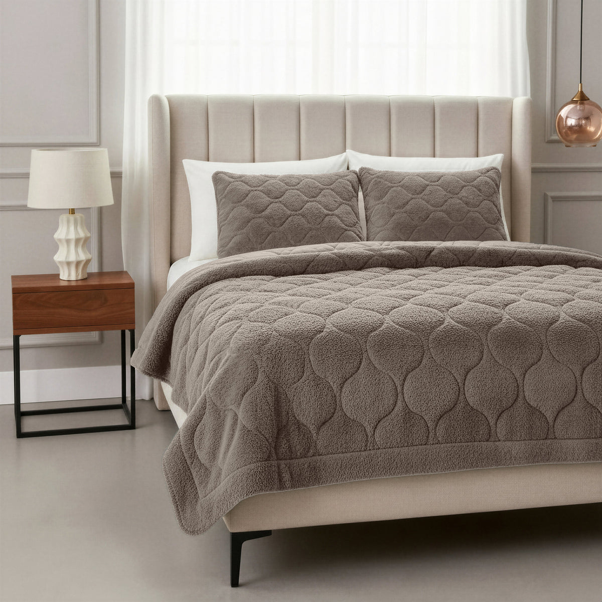 Lazy Dekbed Teddy Taupe/Grijs Met Kussenslopen