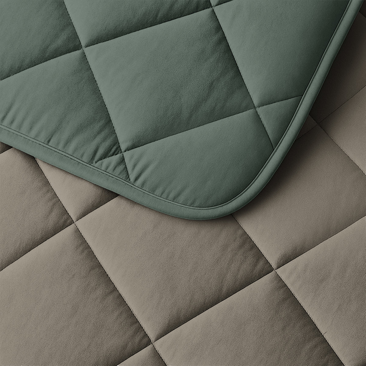 Lazy Dekbed Uni Groen/Taupe Grijs Met Kussenslopen