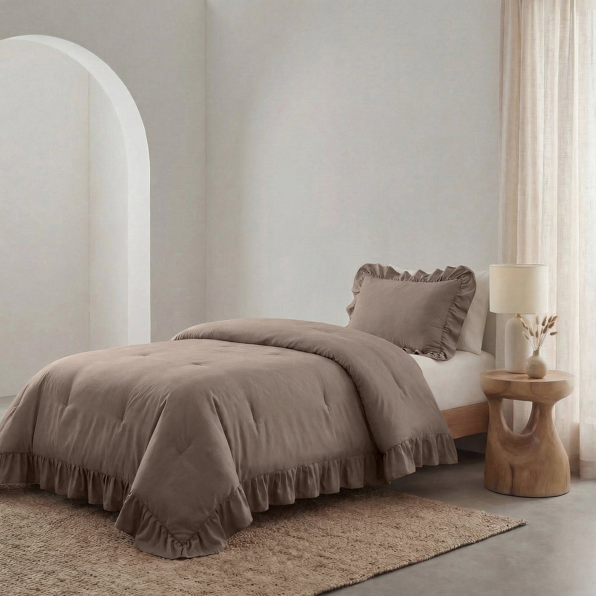 Dekbed Zonder Overtrek Ruffles Taupe – Wasbaar