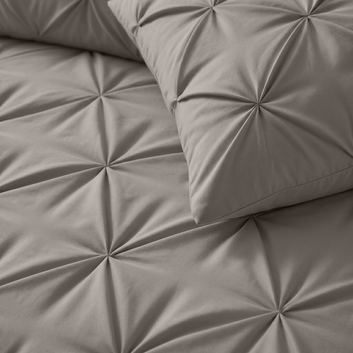 Dekbed Zonder Overtrek Pintuck Taupe/Grijs – Wasbaar