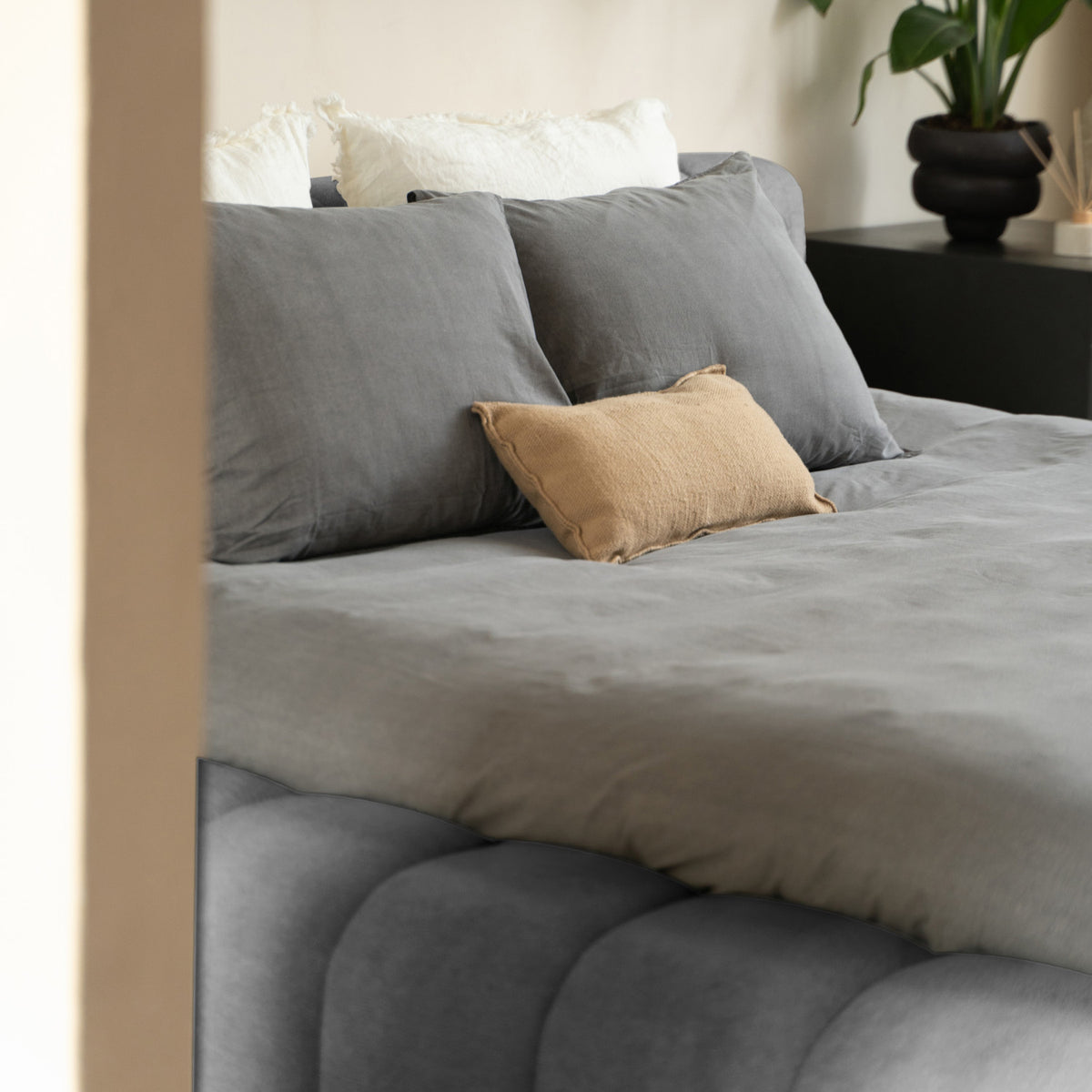Adore Classic Designbed Antraciet met Hybrid Pocket Matras