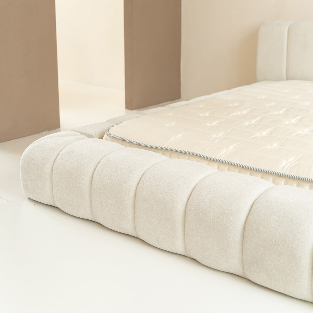 Adore Classic Designbed Beige met Hybrid Pocket Matras