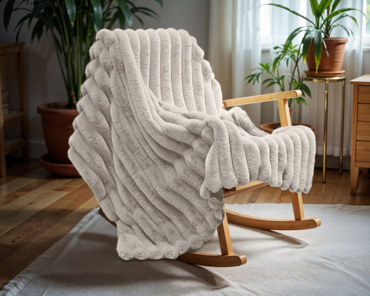 Rib Rabbit Fur Plaid Ecru