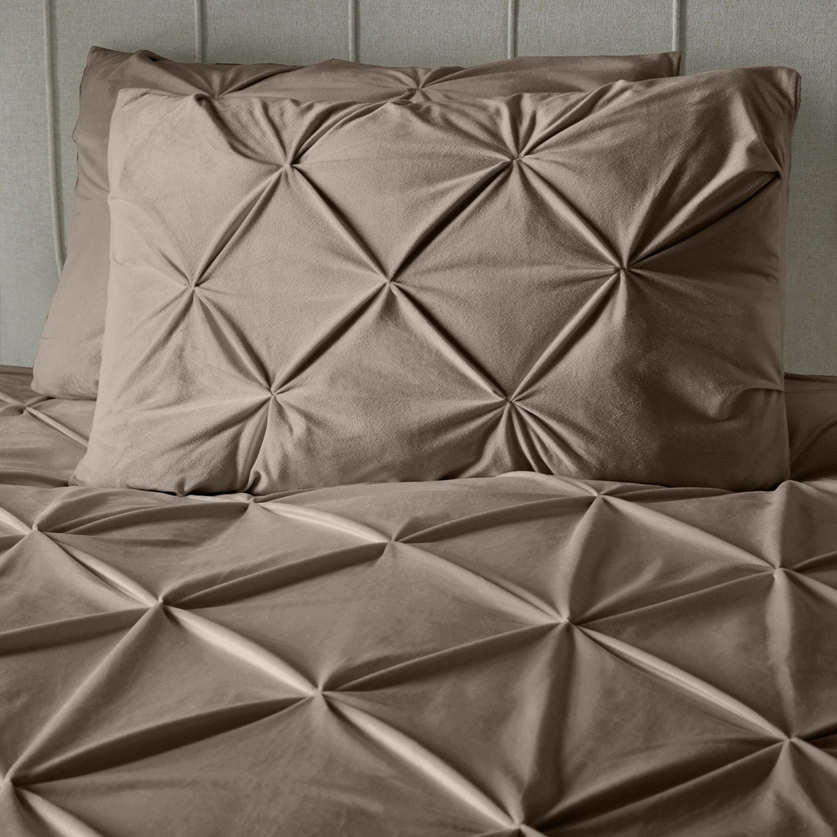Dekbedovertrek Velvet Pintuck Taupe