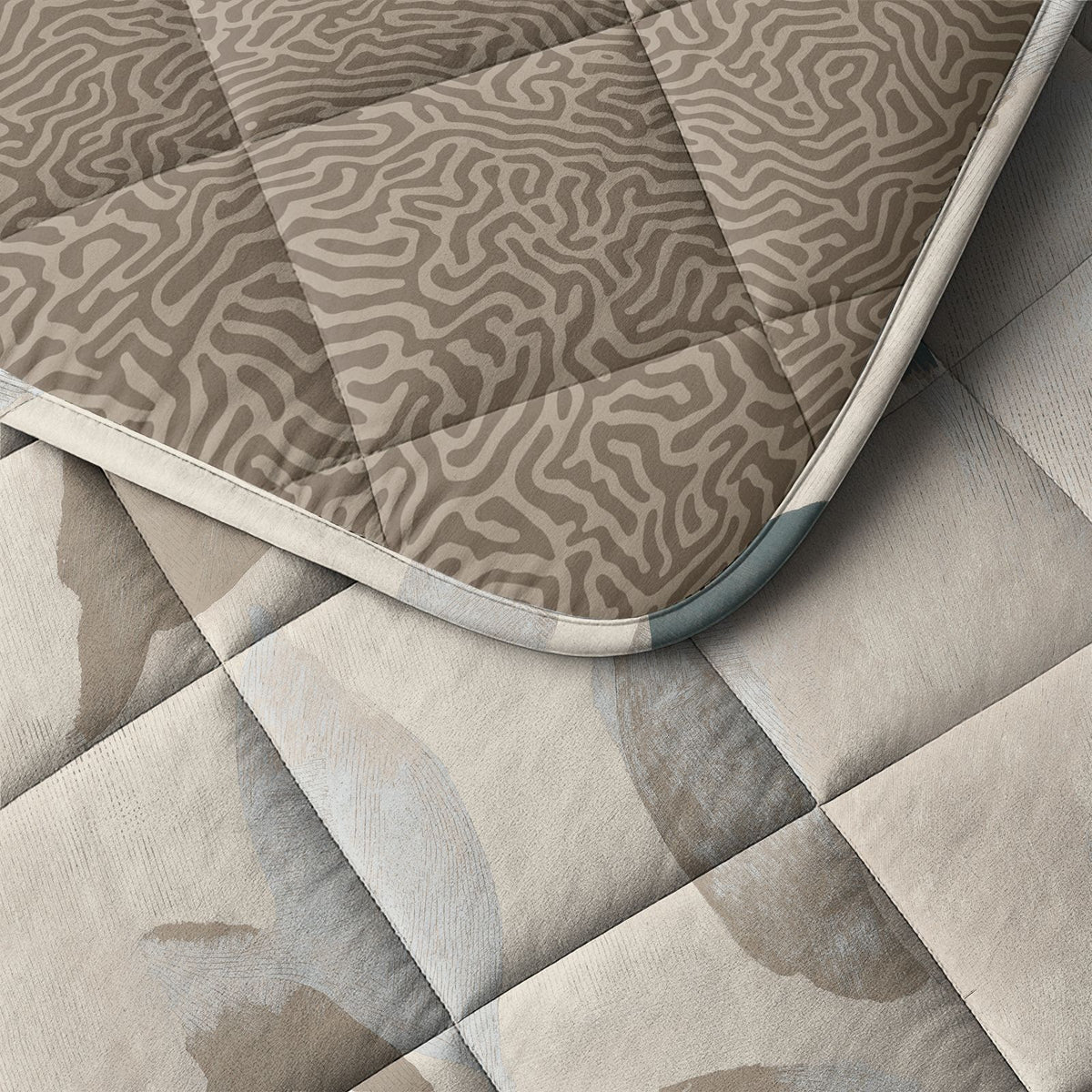 Lazy Dekbed Solitude Taupe Met Kussenslopen