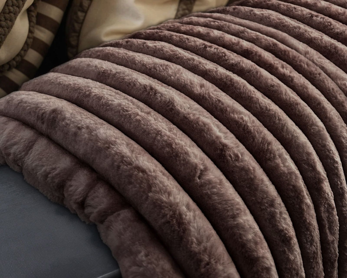 Rib Rabbit Fur Plaid Taupe