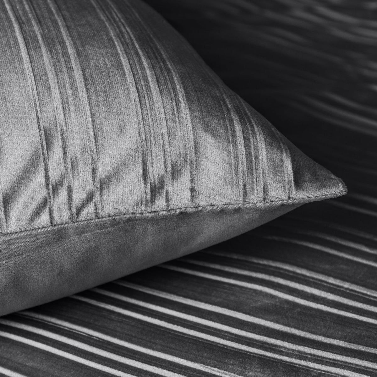 Dekbedovertrek Velvet Lining Zwart